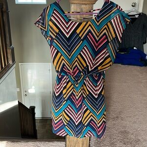 Patterned dress, size small